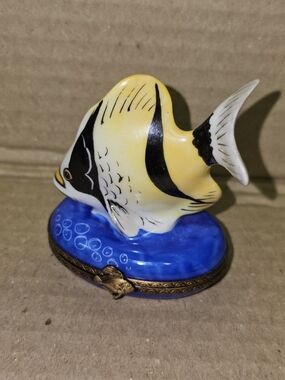 Limoges Yellow and Black Angelfish Trinket Box on Blue Base